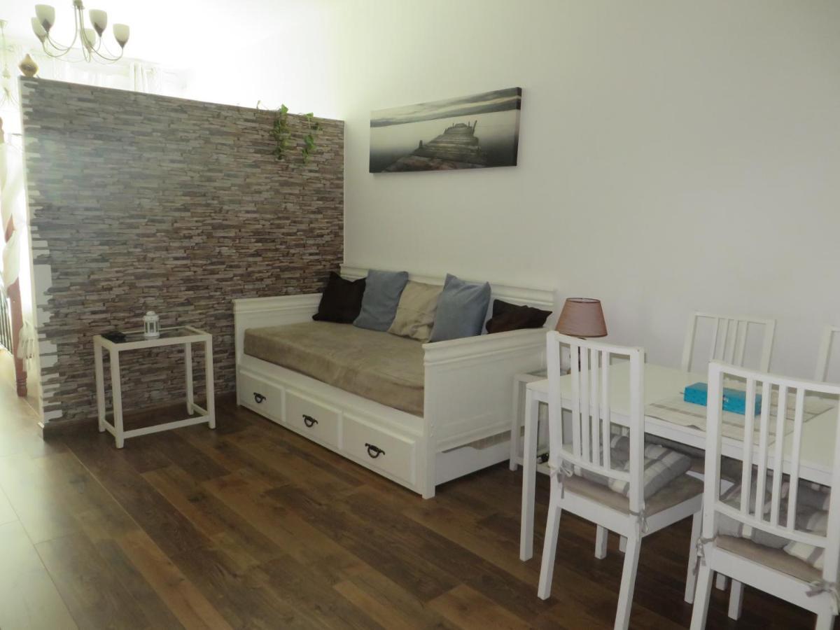 Studio Apartment - Skycourts Dubai Esterno foto